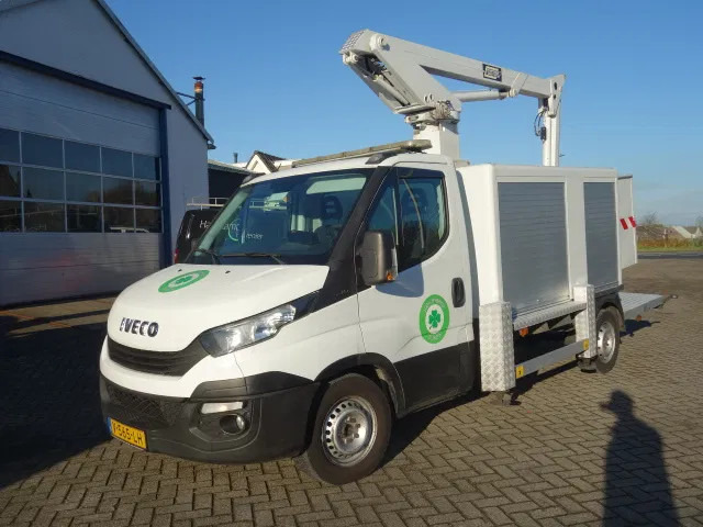 Iveco Daily 35S14 CUSTERS 12 METER SKY WORKER EURO 6 ,AIRCO - Tavara-auto: kuva Iveco Daily 35S14 CUSTERS 12 METER SKY WORKER EURO 6 ,AIRCO - Tavara-auto Iveco Daily 35S14 CUSTERS 12 METER SKY WORKER EURO 6 ,AIRCO - Tavara-auto: kuva Iveco Daily 35S14 CUSTERS 12 METER SKY WORKER EURO 6 ,AIRCO - Tavara-auto