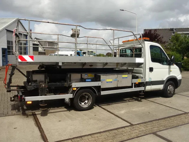 Iveco Daily 40C15 SKY WORKER PLATFORM - Tavara-auto: kuva Iveco Daily 40C15 SKY WORKER PLATFORM - Tavara-auto Iveco Daily 40C15 SKY WORKER PLATFORM - Tavara-auto: kuva Iveco Daily 40C15 SKY WORKER PLATFORM - Tavara-auto