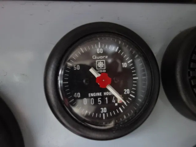 Volvo FM 10 330 pk 2000 LITER WATER TANK KRONEBURGPUMP - Paloauto: kuva Volvo FM 10 330 pk 2000 LITER WATER TANK KRONEBURGPUMP - Paloauto Volvo FM 10 330 pk 2000 LITER WATER TANK KRONEBURGPUMP - Paloauto: kuva Volvo FM 10 330 pk 2000 LITER WATER TANK KRONEBURGPUMP - Paloauto