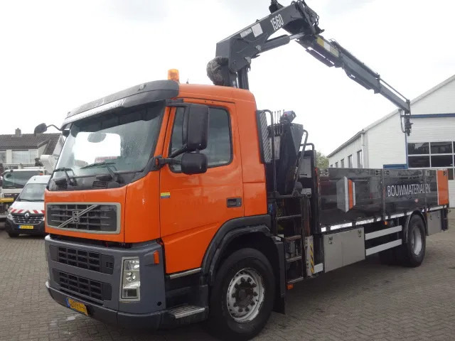 Volvo FM 310 hmf15 ton crane - Nosturiauto: kuva Volvo FM 310 hmf15 ton crane - Nosturiauto Volvo FM 310 hmf15 ton crane - Nosturiauto: kuva Volvo FM 310 hmf15 ton crane - Nosturiauto