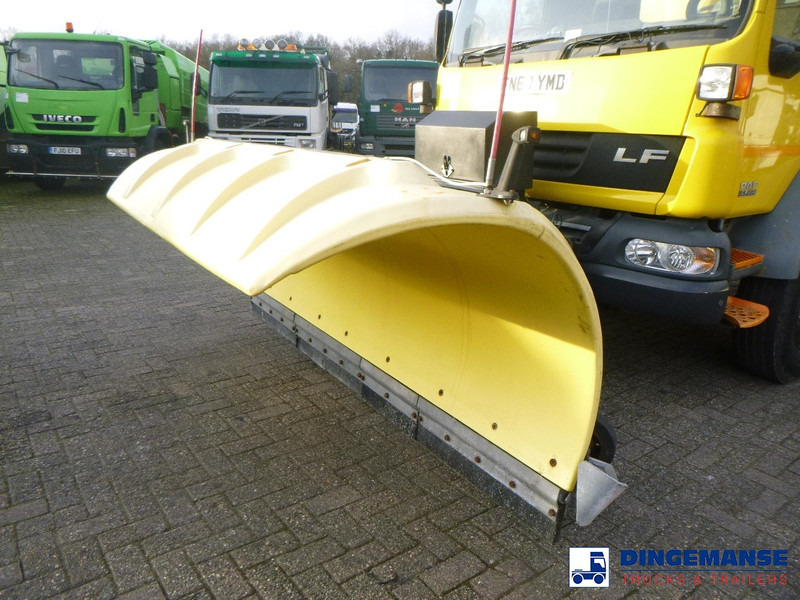 Lumikone DAF LF 55.220 4x2 RHD gritter / snow plough: kuva Lumikone DAF LF 55.220 4x2 RHD gritter / snow plough