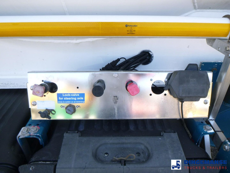 Säiliöpuoliperävaunu Feldbinder Powder tank alu 40 m3 / 1 comp: kuva Säiliöpuoliperävaunu Feldbinder Powder tank alu 40 m3 / 1 comp Säiliöpuoliperävaunu Feldbinder Powder tank alu 40 m3 / 1 comp: kuva Säiliöpuoliperävaunu Feldbinder Powder tank alu 40 m3 / 1 comp