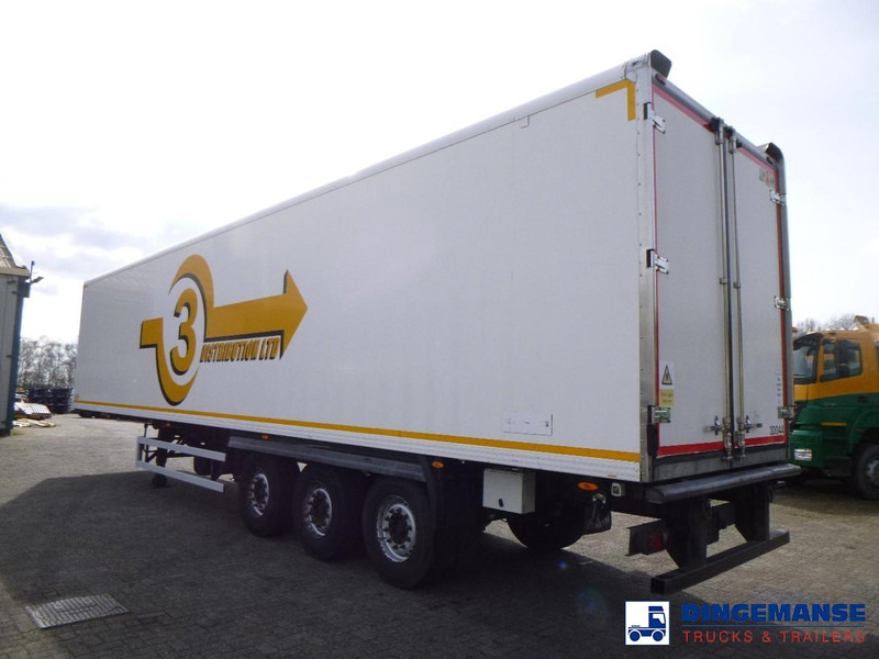 Gray Adams Frigo trailer + Carrier Vector 1850 MT - Refrigeraattori puoliperävaunu: kuva Gray Adams Frigo trailer + Carrier Vector 1850 MT - Refrigeraattori puoliperävaunu Gray Adams Frigo trailer + Carrier Vector 1850 MT - Refrigeraattori puoliperävaunu: kuva Gray Adams Frigo trailer + Carrier Vector 1850 MT - Refrigeraattori puoliperävaunu
