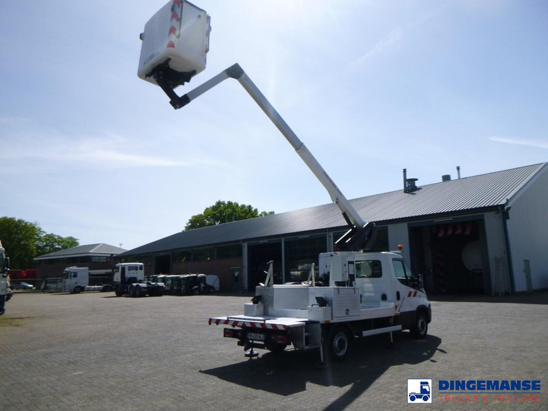 Iveco Daily 35-140 4x2 Euro 6 Klubb K26 manlift - Henkilönostin: kuva Iveco Daily 35-140 4x2 Euro 6 Klubb K26 manlift - Henkilönostin Iveco Daily 35-140 4x2 Euro 6 Klubb K26 manlift - Henkilönostin: kuva Iveco Daily 35-140 4x2 Euro 6 Klubb K26 manlift - Henkilönostin
