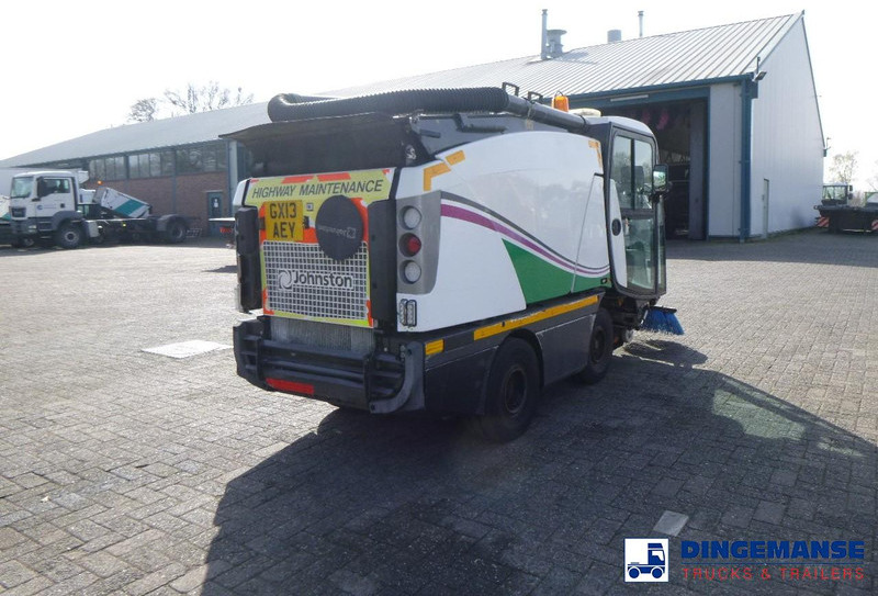 Johnston C202 compact street sweeper - Lakaisuauto: kuva Johnston C202 compact street sweeper - Lakaisuauto Johnston C202 compact street sweeper - Lakaisuauto: kuva Johnston C202 compact street sweeper - Lakaisuauto