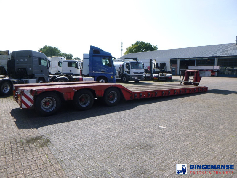 KING 3-axle lowbed trailer 70t - Apuvaunu puoliperävaunu: kuva KING 3-axle lowbed trailer 70t - Apuvaunu puoliperävaunu KING 3-axle lowbed trailer 70t - Apuvaunu puoliperävaunu: kuva KING 3-axle lowbed trailer 70t - Apuvaunu puoliperävaunu