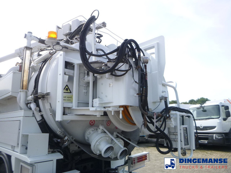 Mercedes-Benz Actros 3241 8x4 RHD Huwer vacuum tank / hydrocureur 15 m3 - Puhtaanpitoauto: kuva Mercedes-Benz Actros 3241 8x4 RHD Huwer vacuum tank / hydrocureur 15 m3 - Puhtaanpitoauto Mercedes-Benz Actros 3241 8x4 RHD Huwer vacuum tank / hydrocureur 15 m3 - Puhtaanpitoauto: kuva Mercedes-Benz Actros 3241 8x4 RHD Huwer vacuum tank / hydrocureur 15 m3 - Puhtaanpitoauto