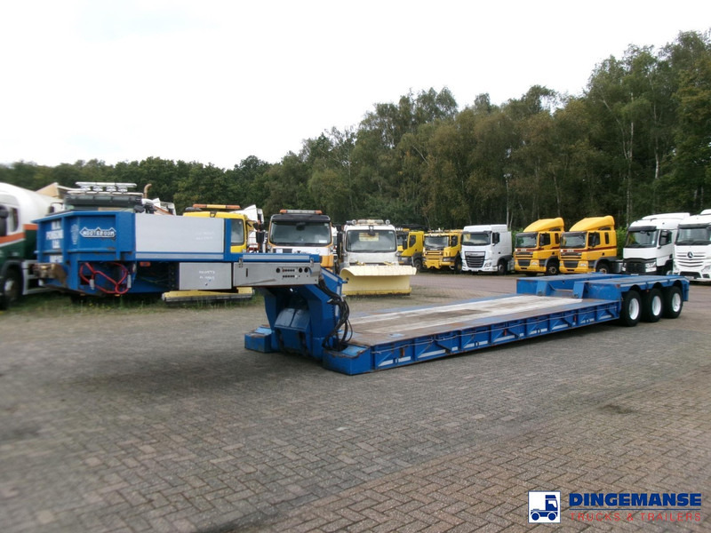 Nooteboom 3-axle lowbed trailer Euro 60-03 // 60 t - Apuvaunu puoliperävaunu: kuva Nooteboom 3-axle lowbed trailer Euro 60-03 // 60 t - Apuvaunu puoliperävaunu Nooteboom 3-axle lowbed trailer Euro 60-03 // 60 t - Apuvaunu puoliperävaunu: kuva Nooteboom 3-axle lowbed trailer Euro 60-03 // 60 t - Apuvaunu puoliperävaunu
