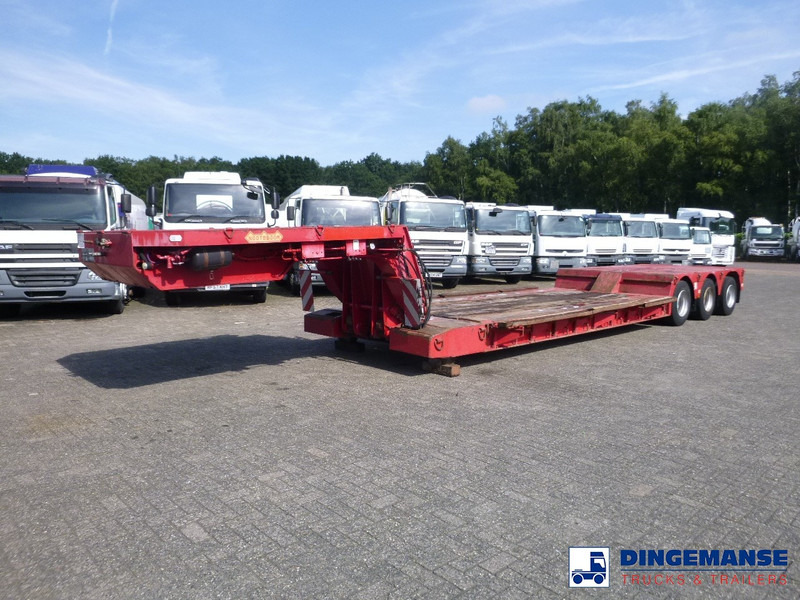 Nooteboom 3-axle lowbed trailer OSDAZ-56 - Apuvaunu puoliperävaunu: kuva Nooteboom 3-axle lowbed trailer OSDAZ-56 - Apuvaunu puoliperävaunu Nooteboom 3-axle lowbed trailer OSDAZ-56 - Apuvaunu puoliperävaunu: kuva Nooteboom 3-axle lowbed trailer OSDAZ-56 - Apuvaunu puoliperävaunu