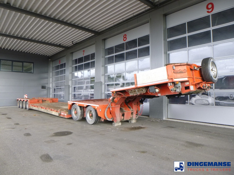 Nooteboom 4-axle lowbed trailer Euro 110-04 + 2-axle dolly - Apuvaunu puoliperävaunu: kuva Nooteboom 4-axle lowbed trailer Euro 110-04 + 2-axle dolly - Apuvaunu puoliperävaunu Nooteboom 4-axle lowbed trailer Euro 110-04 + 2-axle dolly - Apuvaunu puoliperävaunu: kuva Nooteboom 4-axle lowbed trailer Euro 110-04 + 2-axle dolly - Apuvaunu puoliperävaunu