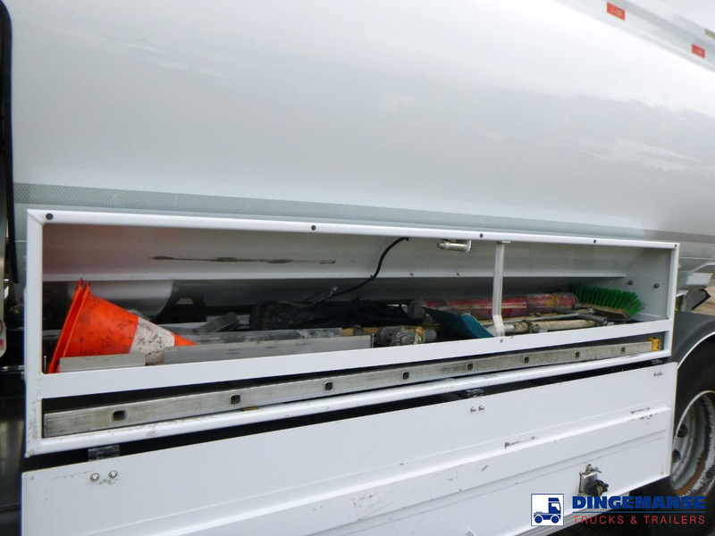 Leasing Renault Premium 270 dxi 4x2 fuel tank 13.7 m3 / 4 comp Renault Premium 270 dxi 4x2 fuel tank 13.7 m3 / 4 comp: kuva Leasing Renault Premium 270 dxi 4x2 fuel tank 13.7 m3 / 4 comp Renault Premium 270 dxi 4x2 fuel tank 13.7 m3 / 4 comp Leasing Renault Premium 270 dxi 4x2 fuel tank 13.7 m3 / 4 comp Renault Premium 270 dxi 4x2 fuel tank 13.7 m3 / 4 comp: kuva Leasing Renault Premium 270 dxi 4x2 fuel tank 13.7 m3 / 4 comp Renault Premium 270 dxi 4x2 fuel tank 13.7 m3 / 4 comp