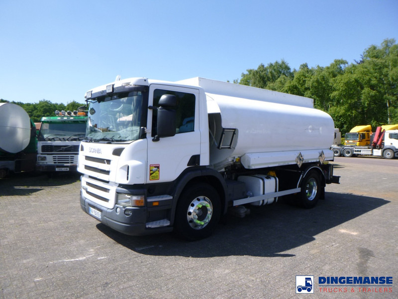 Scania P 270 DB 4x2 fuel tank 14 m3 / 3 comp - Säiliöauto: kuva Scania P 270 DB 4x2 fuel tank 14 m3 / 3 comp - Säiliöauto Scania P 270 DB 4x2 fuel tank 14 m3 / 3 comp - Säiliöauto: kuva Scania P 270 DB 4x2 fuel tank 14 m3 / 3 comp - Säiliöauto