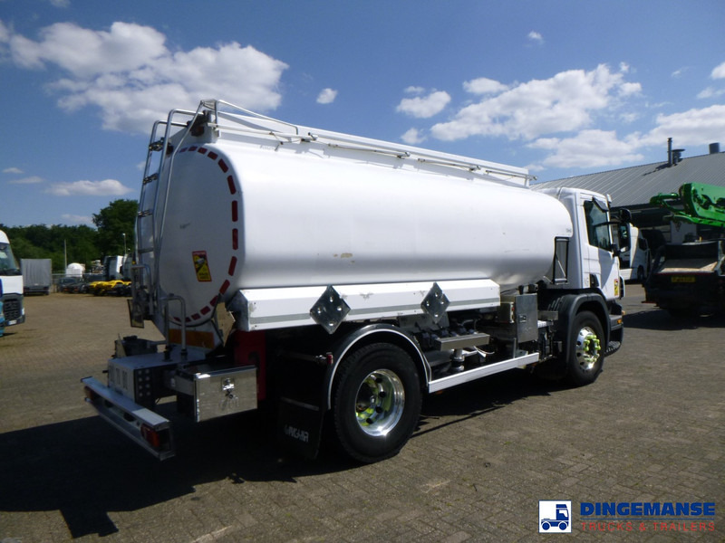 Scania P 270 DB 4x2 fuel tank 14 m3 / 3 comp - Säiliöauto: kuva Scania P 270 DB 4x2 fuel tank 14 m3 / 3 comp - Säiliöauto Scania P 270 DB 4x2 fuel tank 14 m3 / 3 comp - Säiliöauto: kuva Scania P 270 DB 4x2 fuel tank 14 m3 / 3 comp - Säiliöauto
