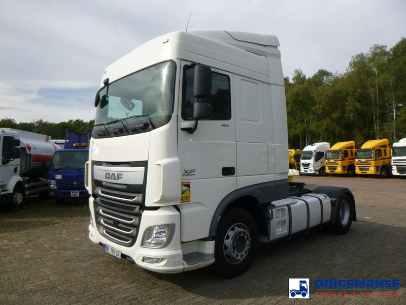 DAF XF 460 4x2 Euro 6 - Vetopöytäauto: kuva DAF XF 460 4x2 Euro 6 - Vetopöytäauto DAF XF 460 4x2 Euro 6 - Vetopöytäauto: kuva DAF XF 460 4x2 Euro 6 - Vetopöytäauto