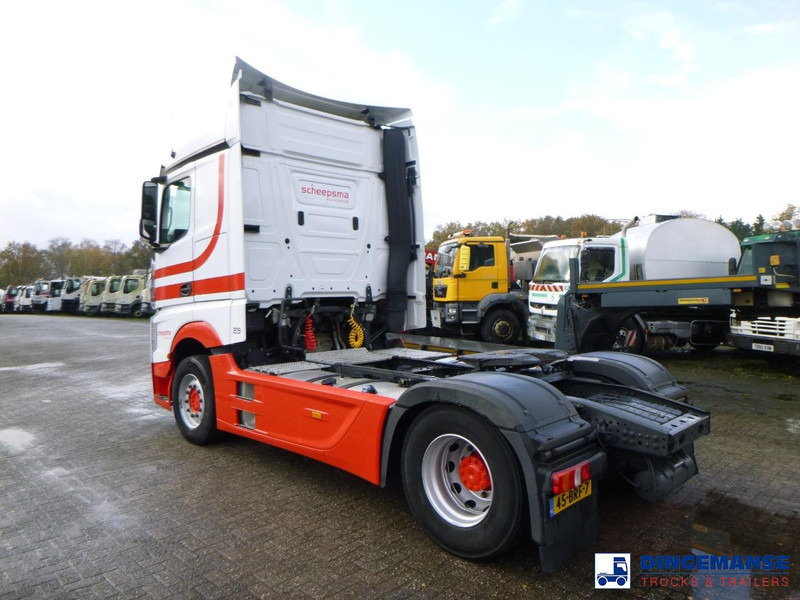 Mercedes-Benz Actros 1945 4x2 Euro 6 - Vetopöytäauto: kuva Mercedes-Benz Actros 1945 4x2 Euro 6 - Vetopöytäauto Mercedes-Benz Actros 1945 4x2 Euro 6 - Vetopöytäauto: kuva Mercedes-Benz Actros 1945 4x2 Euro 6 - Vetopöytäauto