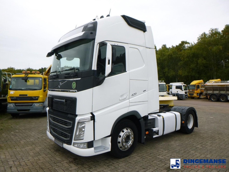 Volvo FH 420 4X2 Euro 6 + ADR - Vetopöytäauto: kuva Volvo FH 420 4X2 Euro 6 + ADR - Vetopöytäauto Volvo FH 420 4X2 Euro 6 + ADR - Vetopöytäauto: kuva Volvo FH 420 4X2 Euro 6 + ADR - Vetopöytäauto