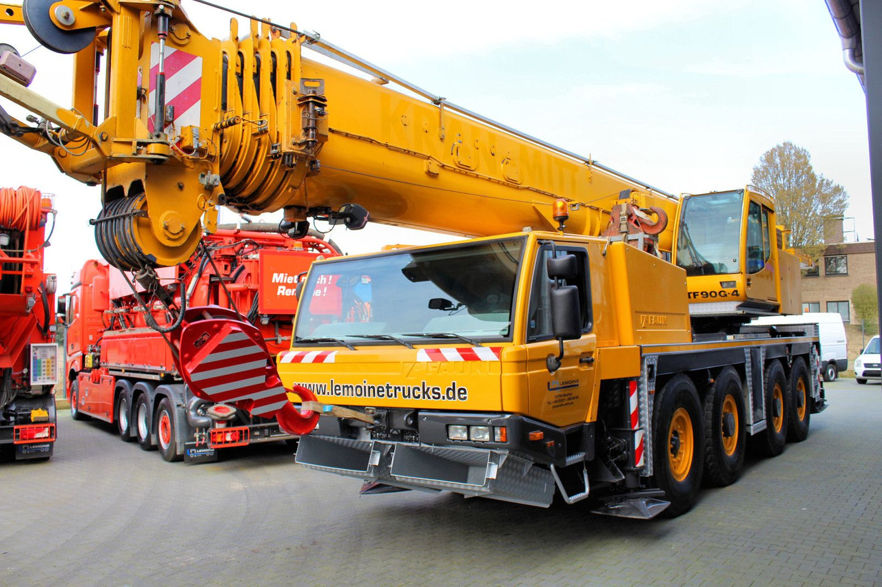 Faun Tadano FAUN ATF 90 G-4 8x6 Autokran + 20 tonnen - Nosturiauto: kuva Faun Tadano FAUN ATF 90 G-4 8x6 Autokran + 20 tonnen - Nosturiauto Faun Tadano FAUN ATF 90 G-4 8x6 Autokran + 20 tonnen - Nosturiauto: kuva Faun Tadano FAUN ATF 90 G-4 8x6 Autokran + 20 tonnen - Nosturiauto