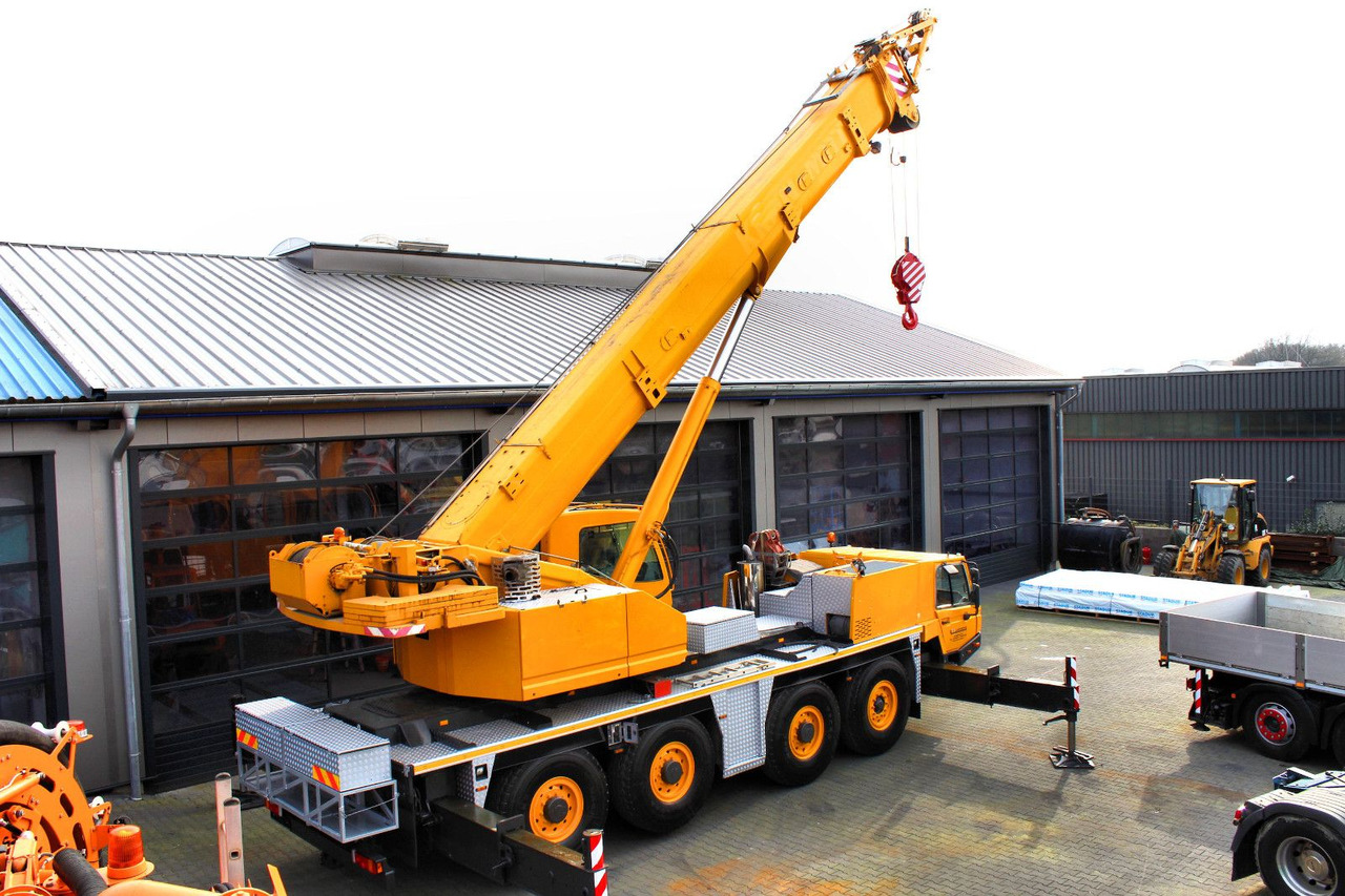 Faun Tadano FAUN ATF 90 G-4 8x6 Autokran + 20 tonnen - Nosturiauto: kuva Faun Tadano FAUN ATF 90 G-4 8x6 Autokran + 20 tonnen - Nosturiauto Faun Tadano FAUN ATF 90 G-4 8x6 Autokran + 20 tonnen - Nosturiauto: kuva Faun Tadano FAUN ATF 90 G-4 8x6 Autokran + 20 tonnen - Nosturiauto