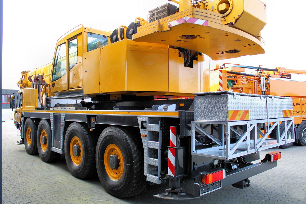 Faun Tadano FAUN ATF 90 G-4 8x6 Autokran + 20 tonnen - Nosturiauto: kuva Faun Tadano FAUN ATF 90 G-4 8x6 Autokran + 20 tonnen - Nosturiauto Faun Tadano FAUN ATF 90 G-4 8x6 Autokran + 20 tonnen - Nosturiauto: kuva Faun Tadano FAUN ATF 90 G-4 8x6 Autokran + 20 tonnen - Nosturiauto