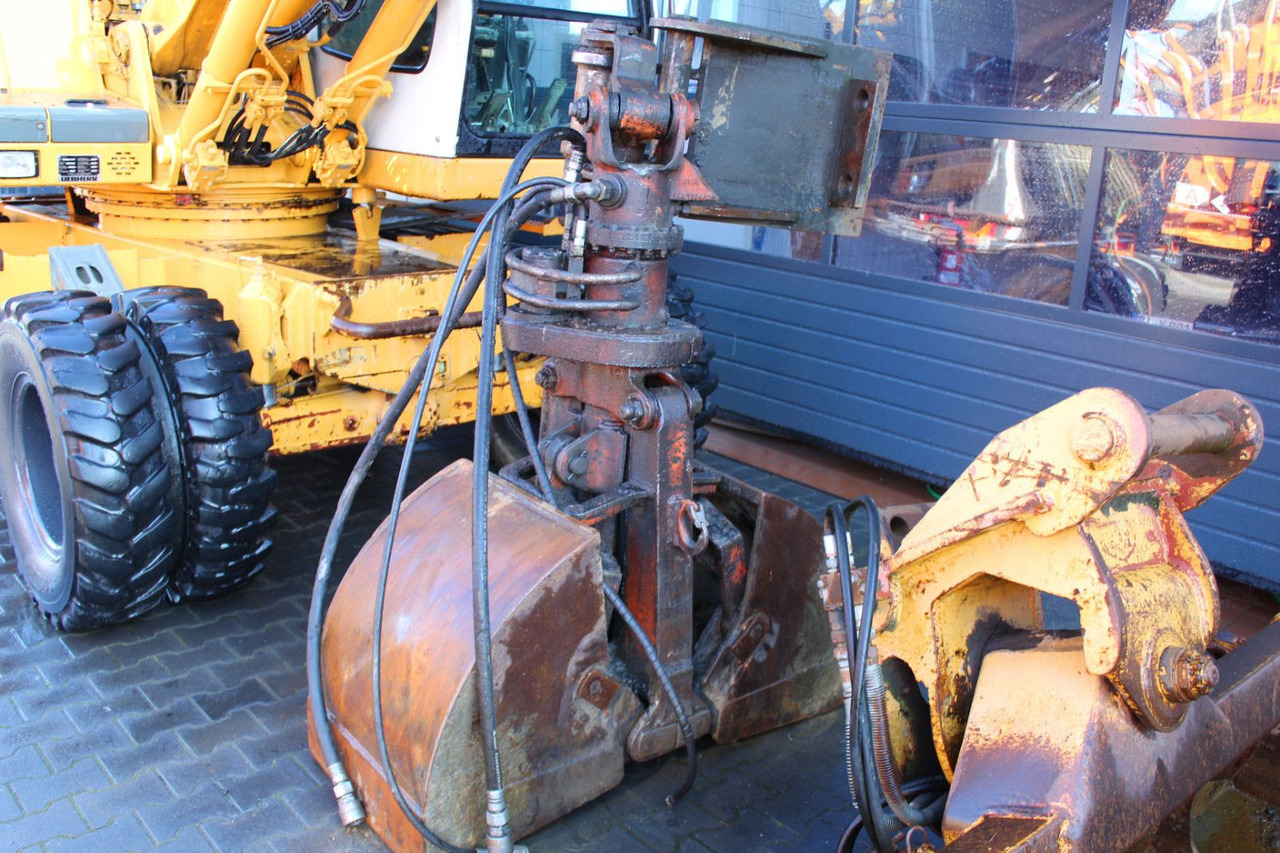 Liebherr diverse Schaufeln und Zubehör Liebherr - Kaivinkoneen kauha: kuva Liebherr diverse Schaufeln und Zubehör Liebherr - Kaivinkoneen kauha Liebherr diverse Schaufeln und Zubehör Liebherr - Kaivinkoneen kauha: kuva Liebherr diverse Schaufeln und Zubehör Liebherr - Kaivinkoneen kauha