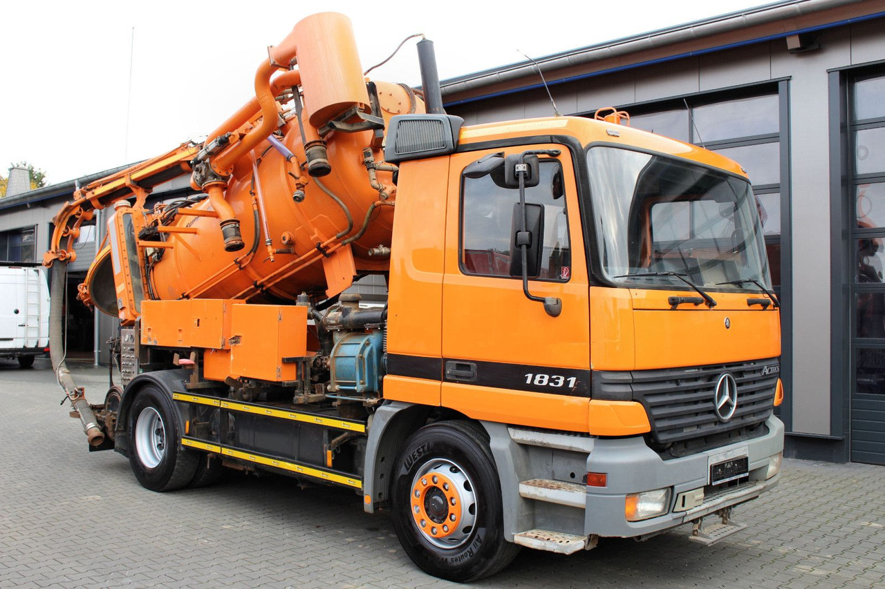 Mercedes-Benz Actros 1831 4x2 Hellmers 6,5m³ V2A INOX Kipper - Puhtaanpitoauto: kuva  Mercedes-Benz Actros 1831 4x2 Hellmers 6,5m³ V2A INOX Kipper - Puhtaanpitoauto Mercedes-Benz Actros 1831 4x2 Hellmers 6,5m³ V2A INOX Kipper - Puhtaanpitoauto: kuva  Mercedes-Benz Actros 1831 4x2 Hellmers 6,5m³ V2A INOX Kipper - Puhtaanpitoauto