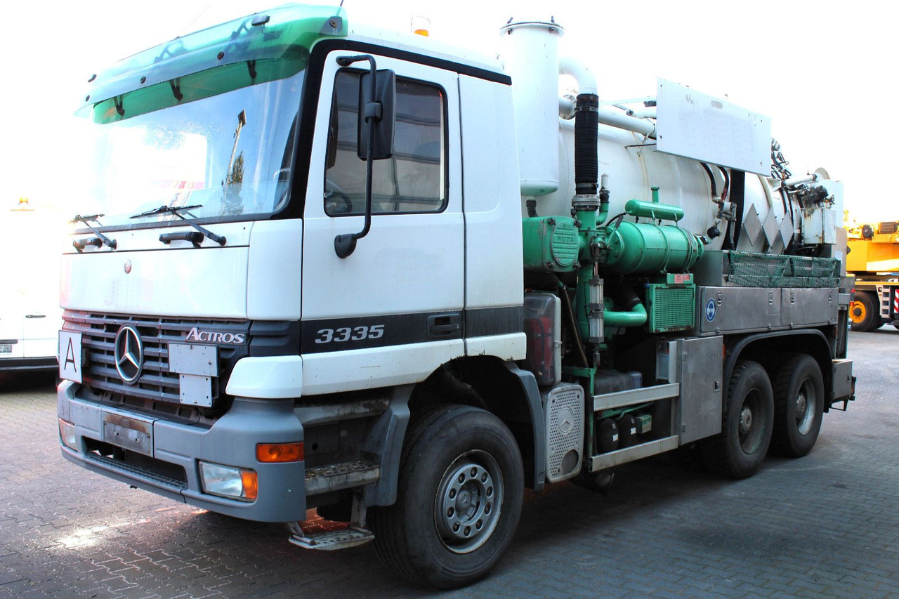 Mercedes-Benz Actros 3335 6x4 Kroll 13m³ HD-Kombi ADR/GGVS V2A - Puhtaanpitoauto: kuva  Mercedes-Benz Actros 3335 6x4 Kroll 13m³ HD-Kombi ADR/GGVS V2A - Puhtaanpitoauto Mercedes-Benz Actros 3335 6x4 Kroll 13m³ HD-Kombi ADR/GGVS V2A - Puhtaanpitoauto: kuva  Mercedes-Benz Actros 3335 6x4 Kroll 13m³ HD-Kombi ADR/GGVS V2A - Puhtaanpitoauto