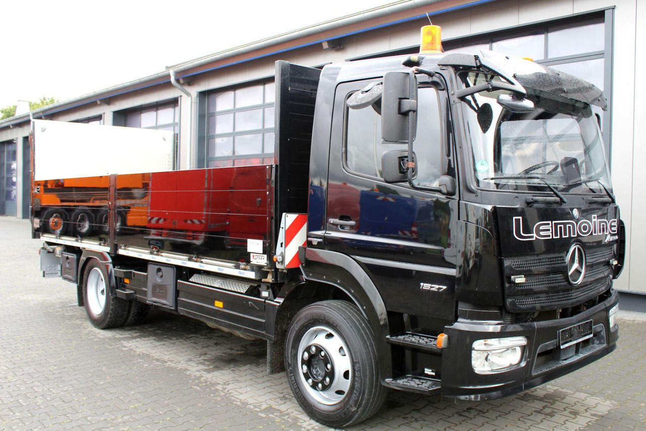 Mercedes-Benz Atego 1527 4x2 Pritsche + Ladebordwand - Avolava pakettiauto: kuva Mercedes-Benz Atego 1527 4x2 Pritsche + Ladebordwand - Avolava pakettiauto Mercedes-Benz Atego 1527 4x2 Pritsche + Ladebordwand - Avolava pakettiauto: kuva Mercedes-Benz Atego 1527 4x2 Pritsche + Ladebordwand - Avolava pakettiauto