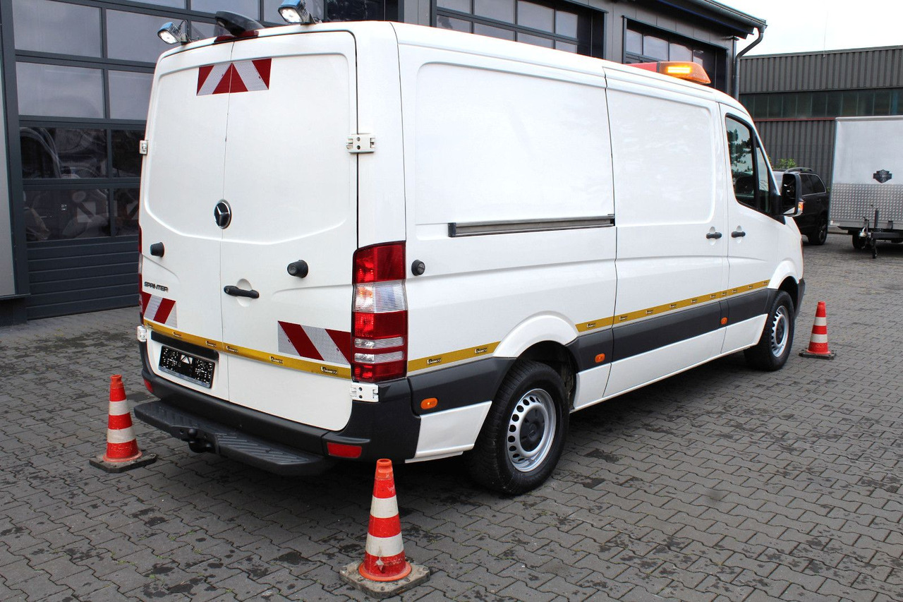 Mercedes-Benz Sprinter 316 CDI + Leistikow 1m³ HD-Spüler 3,5t - Puhtaanpitoauto: kuva Mercedes-Benz Sprinter 316 CDI + Leistikow 1m³ HD-Spüler 3,5t - Puhtaanpitoauto Mercedes-Benz Sprinter 316 CDI + Leistikow 1m³ HD-Spüler 3,5t - Puhtaanpitoauto: kuva Mercedes-Benz Sprinter 316 CDI + Leistikow 1m³ HD-Spüler 3,5t - Puhtaanpitoauto