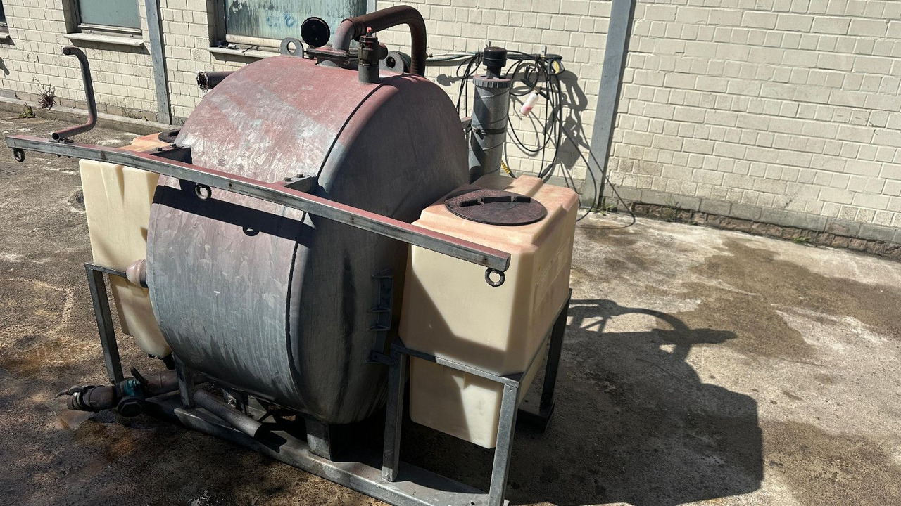 Saug-Druck fass Flexi + 2 Frisch-Wassertaschen - Puhtaanpitoauto: kuva Saug-Druck fass Flexi + 2 Frisch-Wassertaschen - Puhtaanpitoauto Saug-Druck fass Flexi + 2 Frisch-Wassertaschen - Puhtaanpitoauto: kuva Saug-Druck fass Flexi + 2 Frisch-Wassertaschen - Puhtaanpitoauto