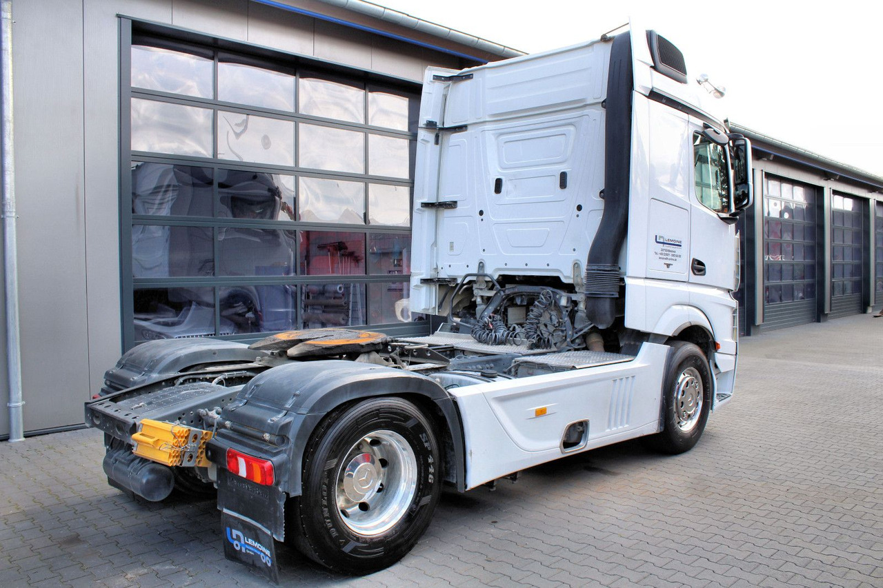 Mercedes-Benz Actros 1853 4x2 LS +Hydraulik + neuer AT-Motor - Vetopöytäauto: kuva Mercedes-Benz Actros 1853 4x2 LS +Hydraulik + neuer AT-Motor - Vetopöytäauto Mercedes-Benz Actros 1853 4x2 LS +Hydraulik + neuer AT-Motor - Vetopöytäauto: kuva Mercedes-Benz Actros 1853 4x2 LS +Hydraulik + neuer AT-Motor - Vetopöytäauto