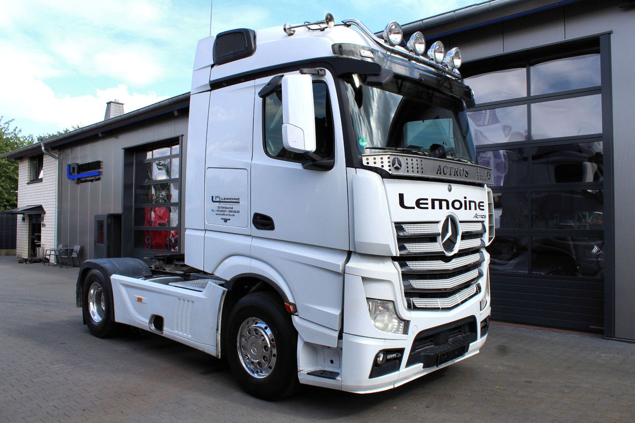 Mercedes-Benz Actros 1853 4x2 LS +Hydraulik + neuer AT-Motor - Vetopöytäauto: kuva Mercedes-Benz Actros 1853 4x2 LS +Hydraulik + neuer AT-Motor - Vetopöytäauto Mercedes-Benz Actros 1853 4x2 LS +Hydraulik + neuer AT-Motor - Vetopöytäauto: kuva Mercedes-Benz Actros 1853 4x2 LS +Hydraulik + neuer AT-Motor - Vetopöytäauto