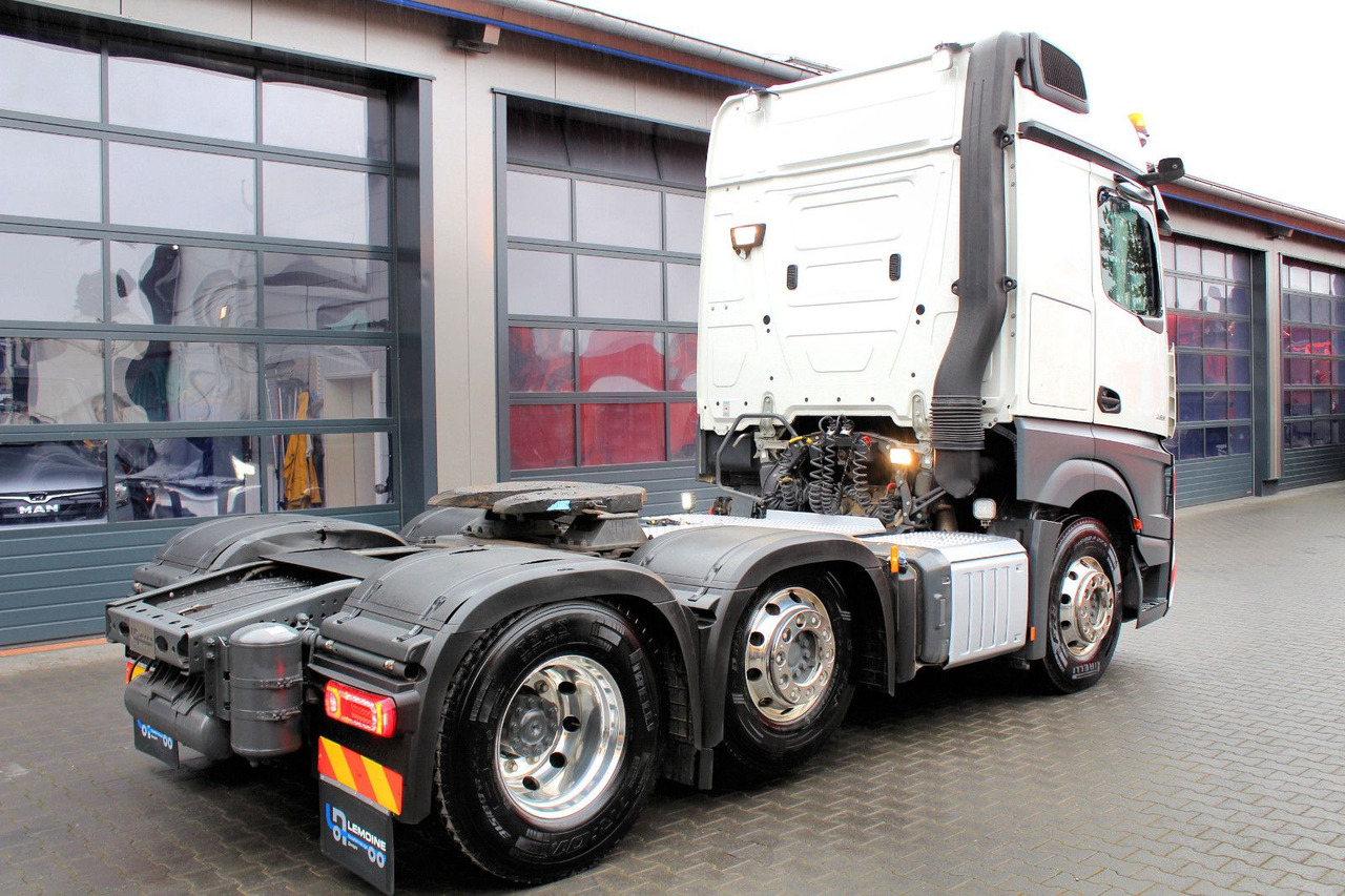 Mercedes-Benz Actros 2551 6x2 BigSpace 68 to Schwerlast + LIFT - Vetopöytäauto: kuva Mercedes-Benz Actros 2551 6x2 BigSpace 68 to Schwerlast + LIFT - Vetopöytäauto Mercedes-Benz Actros 2551 6x2 BigSpace 68 to Schwerlast + LIFT - Vetopöytäauto: kuva Mercedes-Benz Actros 2551 6x2 BigSpace 68 to Schwerlast + LIFT - Vetopöytäauto