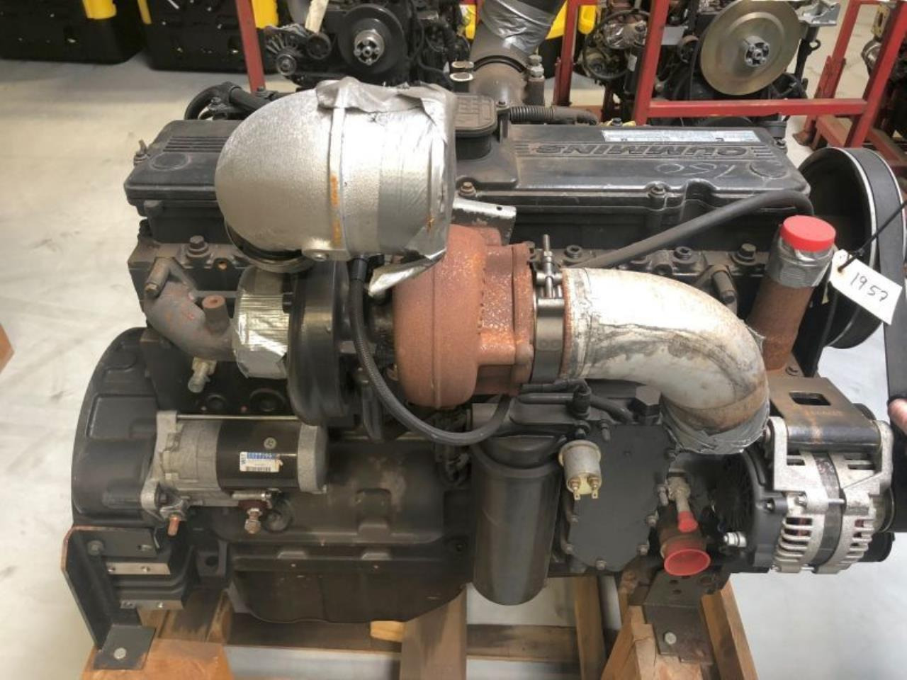 Cummins QSB 8.3 250 - Moottori: kuva Cummins QSB 8.3 250 - Moottori Cummins QSB 8.3 250 - Moottori: kuva Cummins QSB 8.3 250 - Moottori