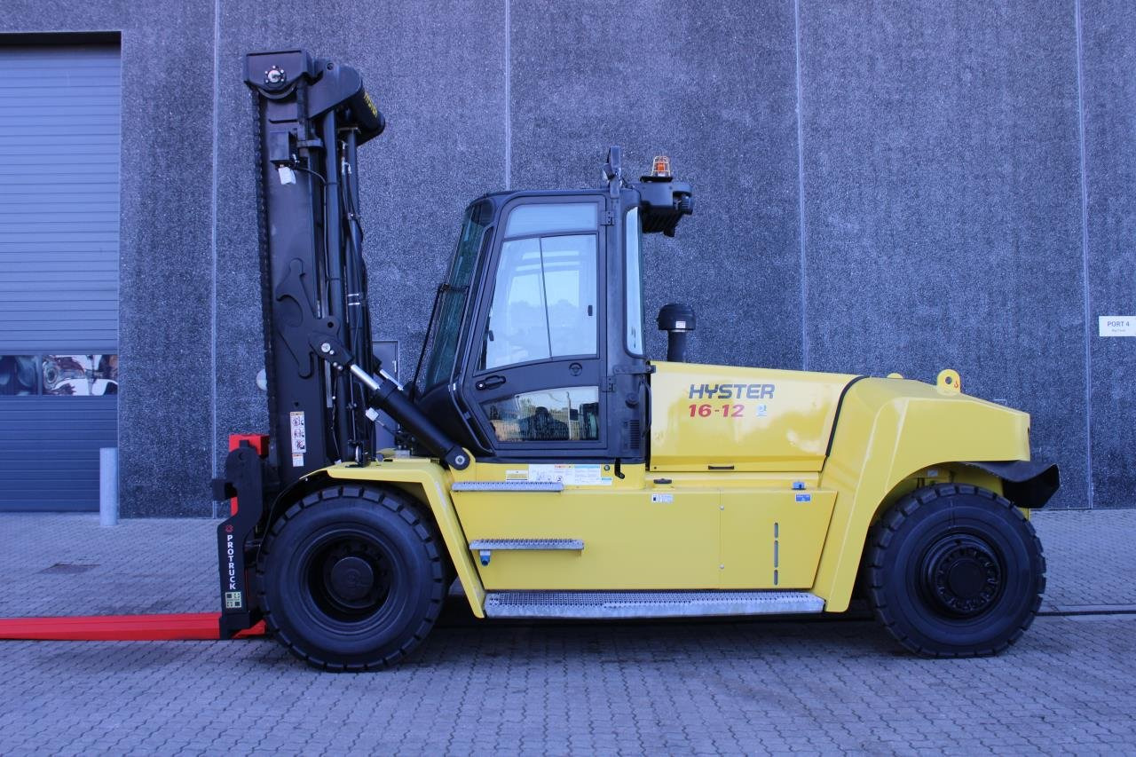 Hyster H16.00XM-12 - Dieseltrukki: kuva Hyster H16.00XM-12 - Dieseltrukki Hyster H16.00XM-12 - Dieseltrukki: kuva Hyster H16.00XM-12 - Dieseltrukki