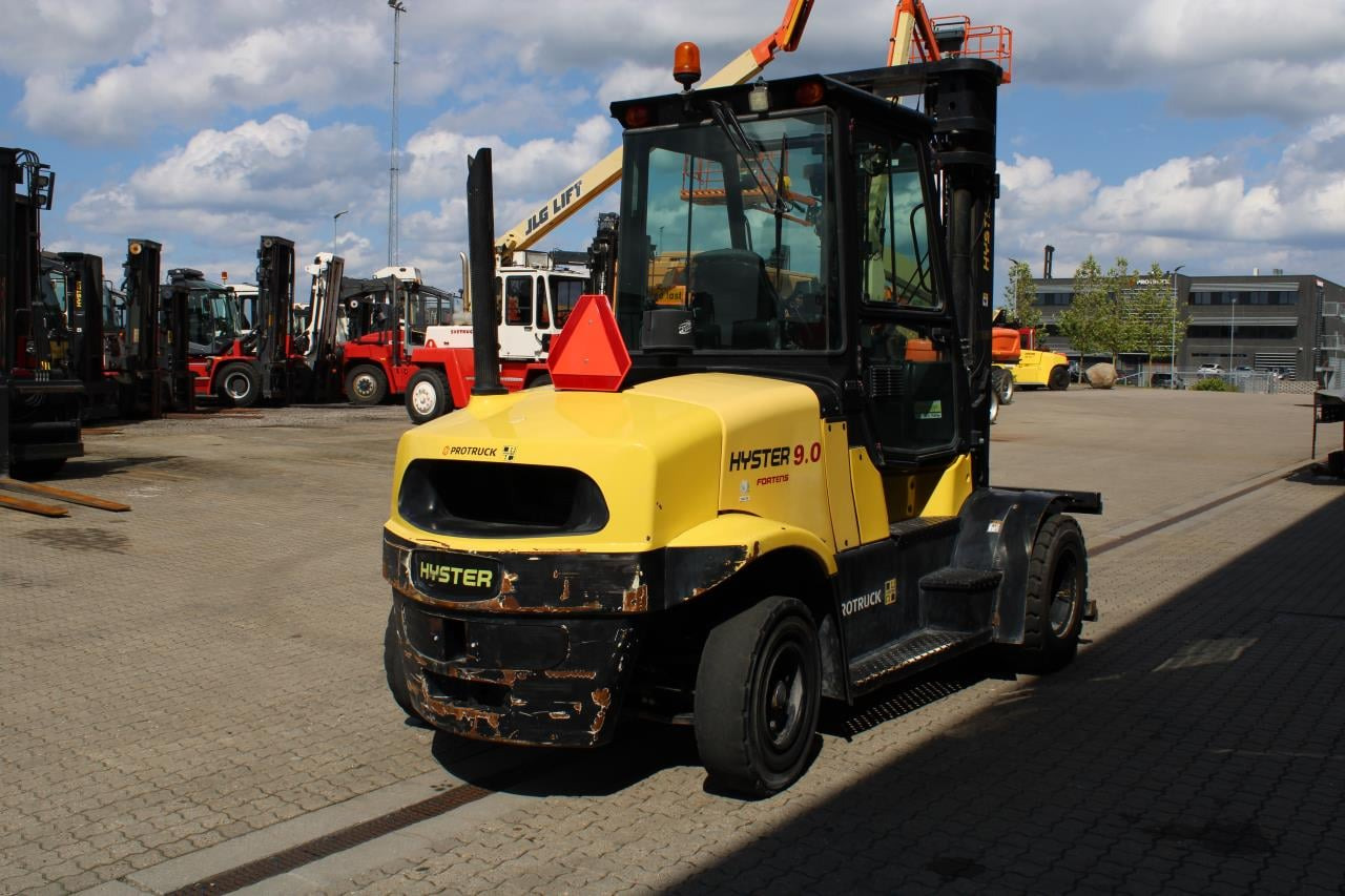 Hyster H9.0FT-6 FLK - Dieseltrukki: kuva Hyster H9.0FT-6 FLK - Dieseltrukki Hyster H9.0FT-6 FLK - Dieseltrukki: kuva Hyster H9.0FT-6 FLK - Dieseltrukki