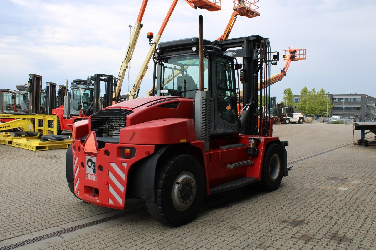 Kalmar DCG100-6 - Dieseltrukki: kuva Kalmar DCG100-6 - Dieseltrukki Kalmar DCG100-6 - Dieseltrukki: kuva Kalmar DCG100-6 - Dieseltrukki