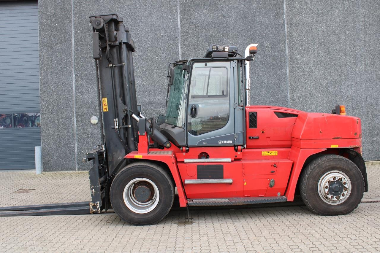 Kalmar DCG150-12 - Dieseltrukki: kuva Kalmar DCG150-12 - Dieseltrukki Kalmar DCG150-12 - Dieseltrukki: kuva Kalmar DCG150-12 - Dieseltrukki