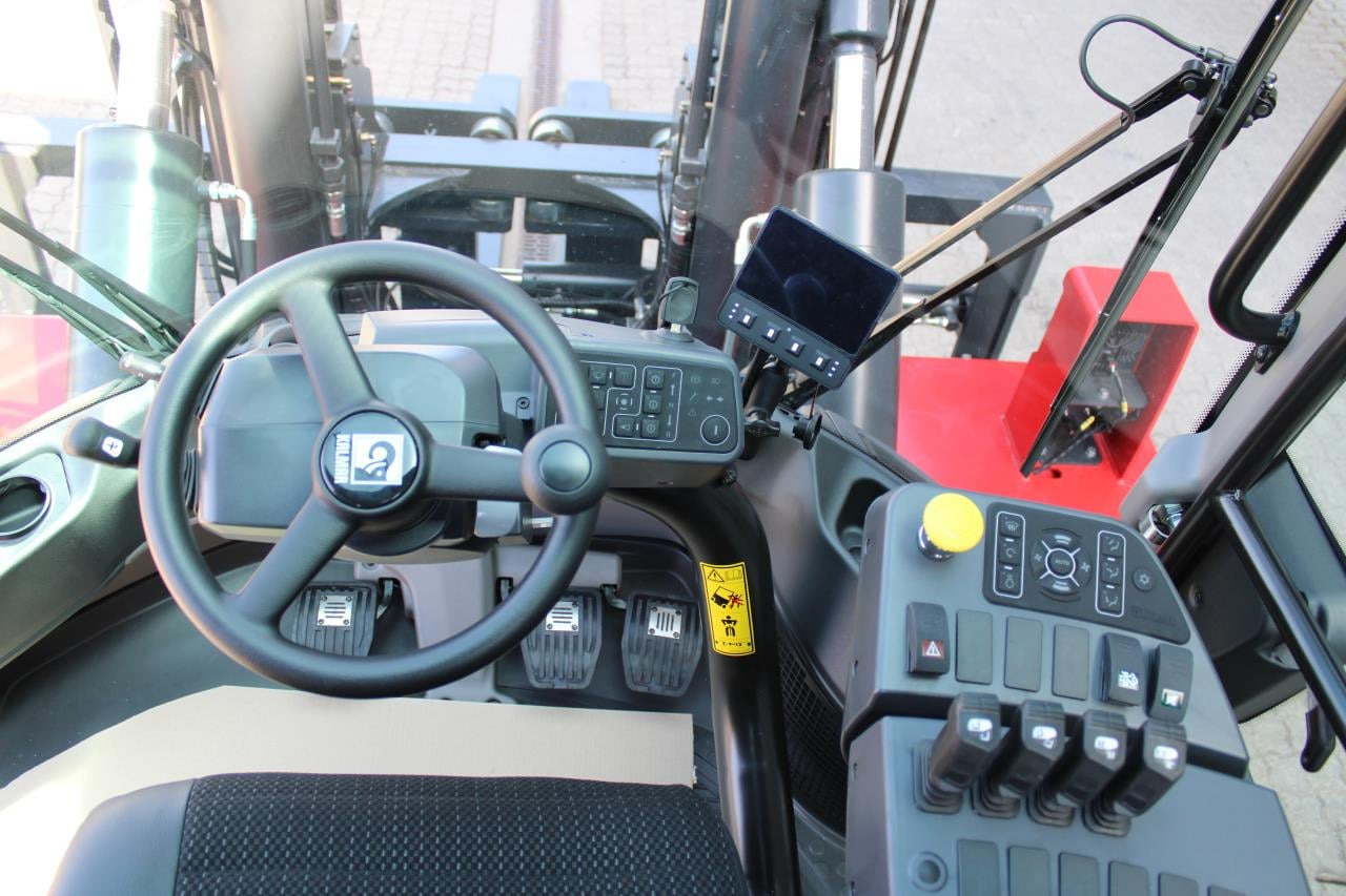 Kalmar DCG160-12 - Dieseltrukki: kuva Kalmar DCG160-12 - Dieseltrukki Kalmar DCG160-12 - Dieseltrukki: kuva Kalmar DCG160-12 - Dieseltrukki