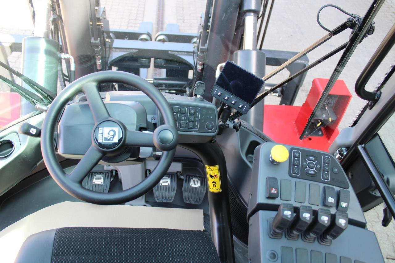 Kalmar DCG160-12 - Dieseltrukki: kuva Kalmar DCG160-12 - Dieseltrukki Kalmar DCG160-12 - Dieseltrukki: kuva Kalmar DCG160-12 - Dieseltrukki