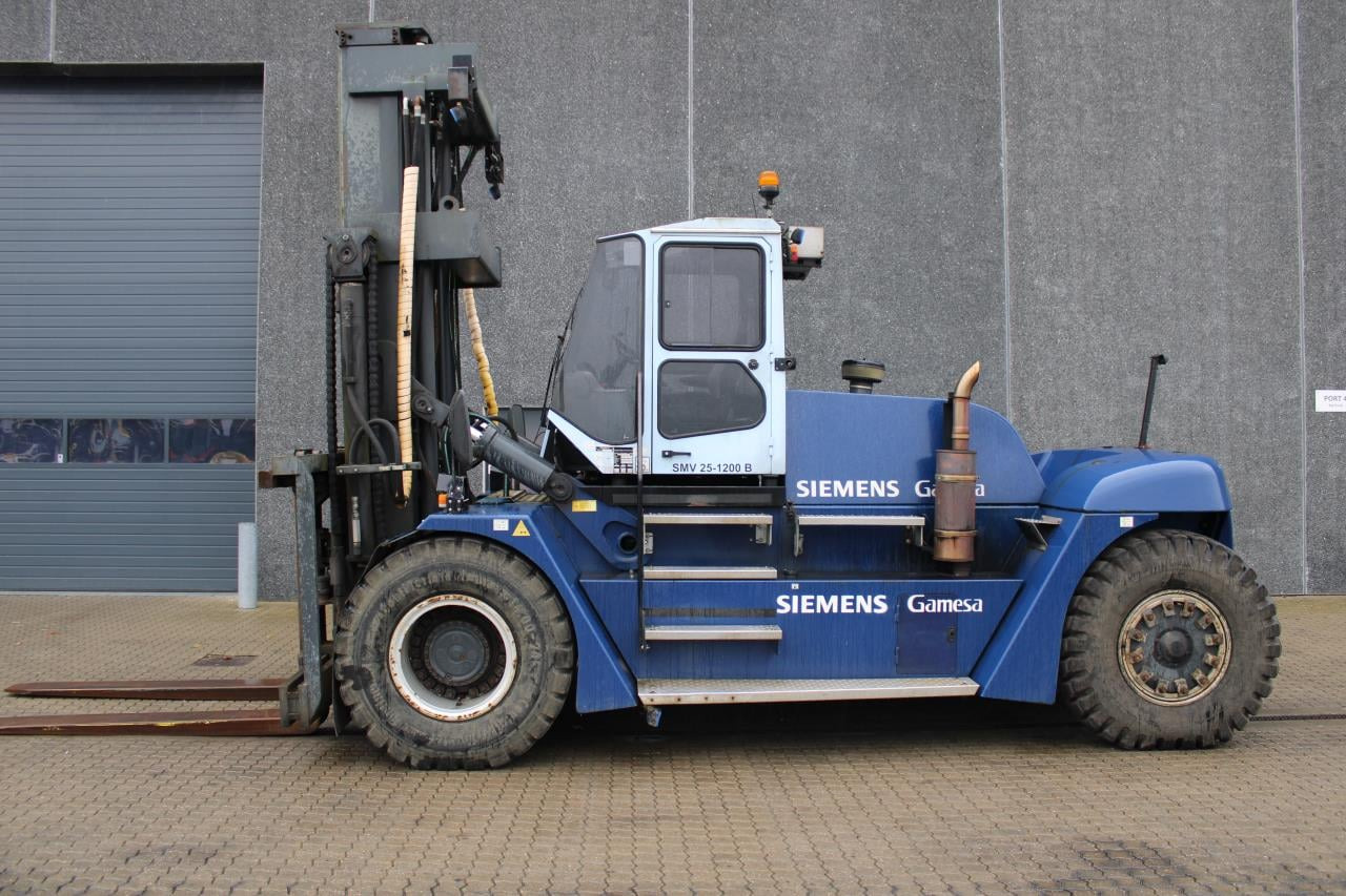 SMV SL25-1200 - Dieseltrukki: kuva SMV SL25-1200 - Dieseltrukki SMV SL25-1200 - Dieseltrukki: kuva SMV SL25-1200 - Dieseltrukki