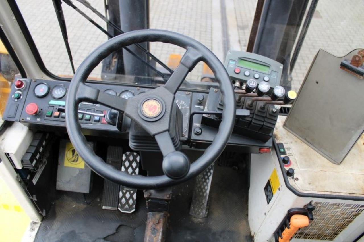 SveTruck 15120-35 - Dieseltrukki: kuva SveTruck 15120-35 - Dieseltrukki SveTruck 15120-35 - Dieseltrukki: kuva SveTruck 15120-35 - Dieseltrukki