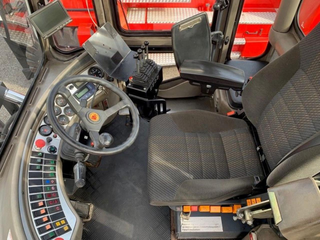 SveTruck 32120-50 - Dieseltrukki: kuva SveTruck 32120-50 - Dieseltrukki SveTruck 32120-50 - Dieseltrukki: kuva SveTruck 32120-50 - Dieseltrukki