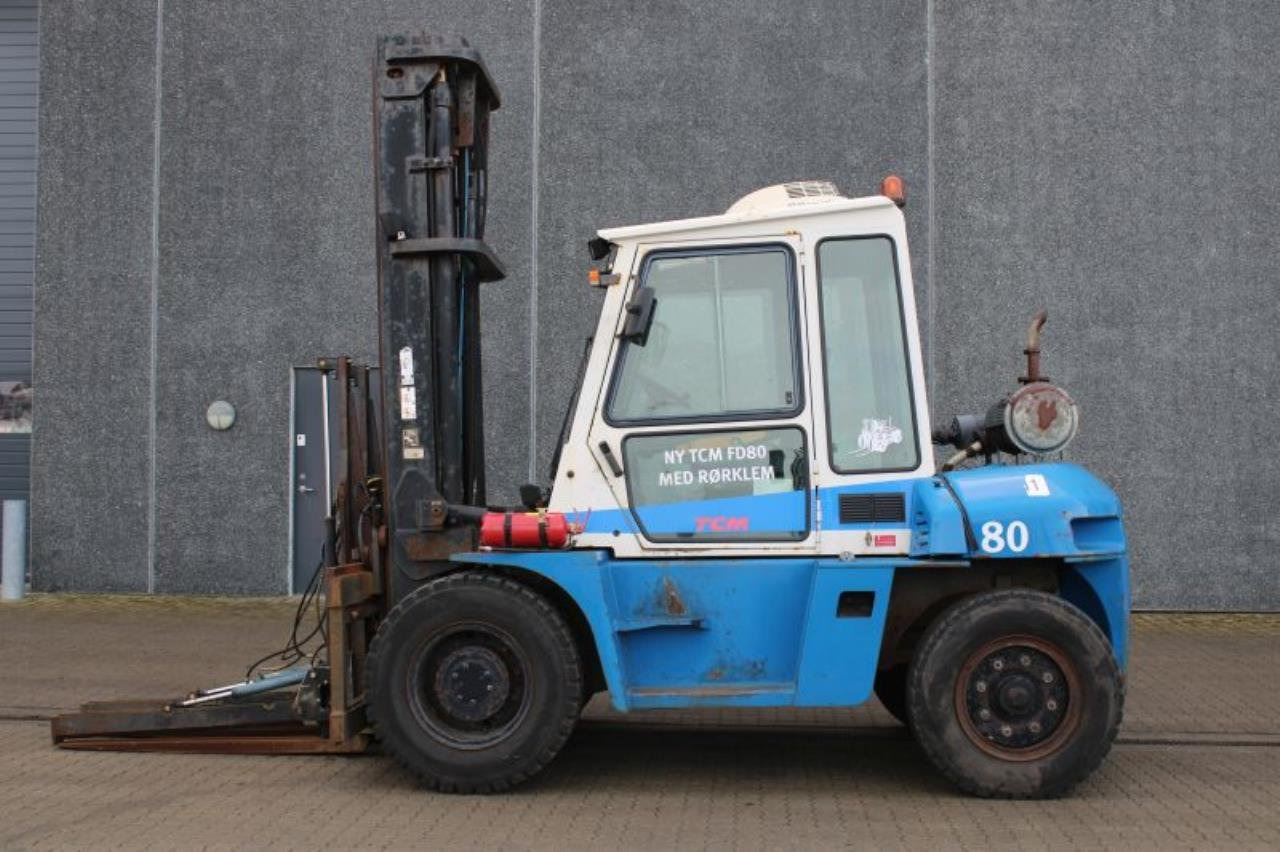 TCM FD80 - Dieseltrukki: kuva TCM FD80 - Dieseltrukki TCM FD80 - Dieseltrukki: kuva TCM FD80 - Dieseltrukki