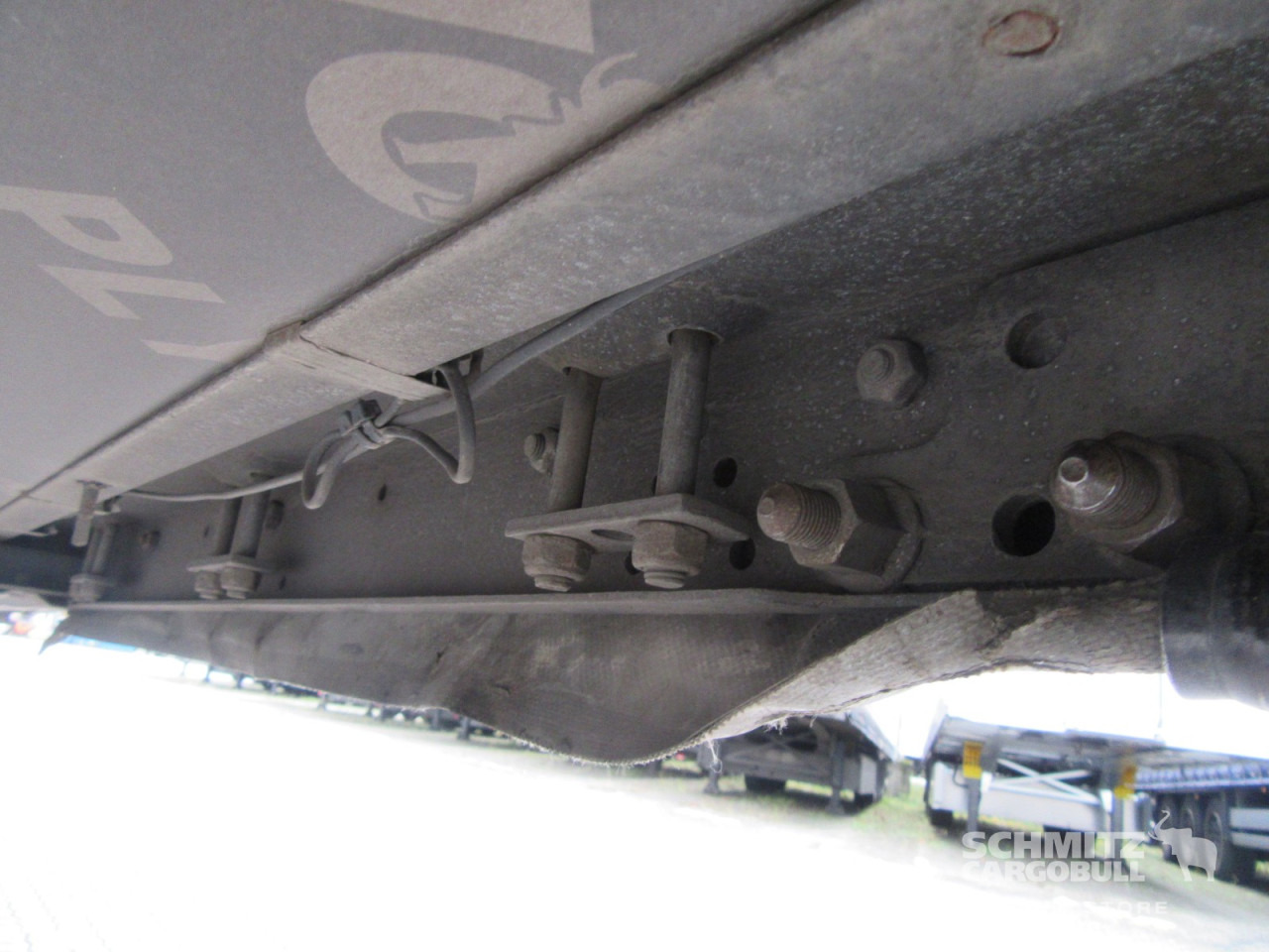 SCHMITZ Auflieger Curtainsider Mega - Pressukapellipuoliperävaunu: kuva SCHMITZ Auflieger Curtainsider Mega - Pressukapellipuoliperävaunu SCHMITZ Auflieger Curtainsider Mega - Pressukapellipuoliperävaunu: kuva SCHMITZ Auflieger Curtainsider Mega - Pressukapellipuoliperävaunu