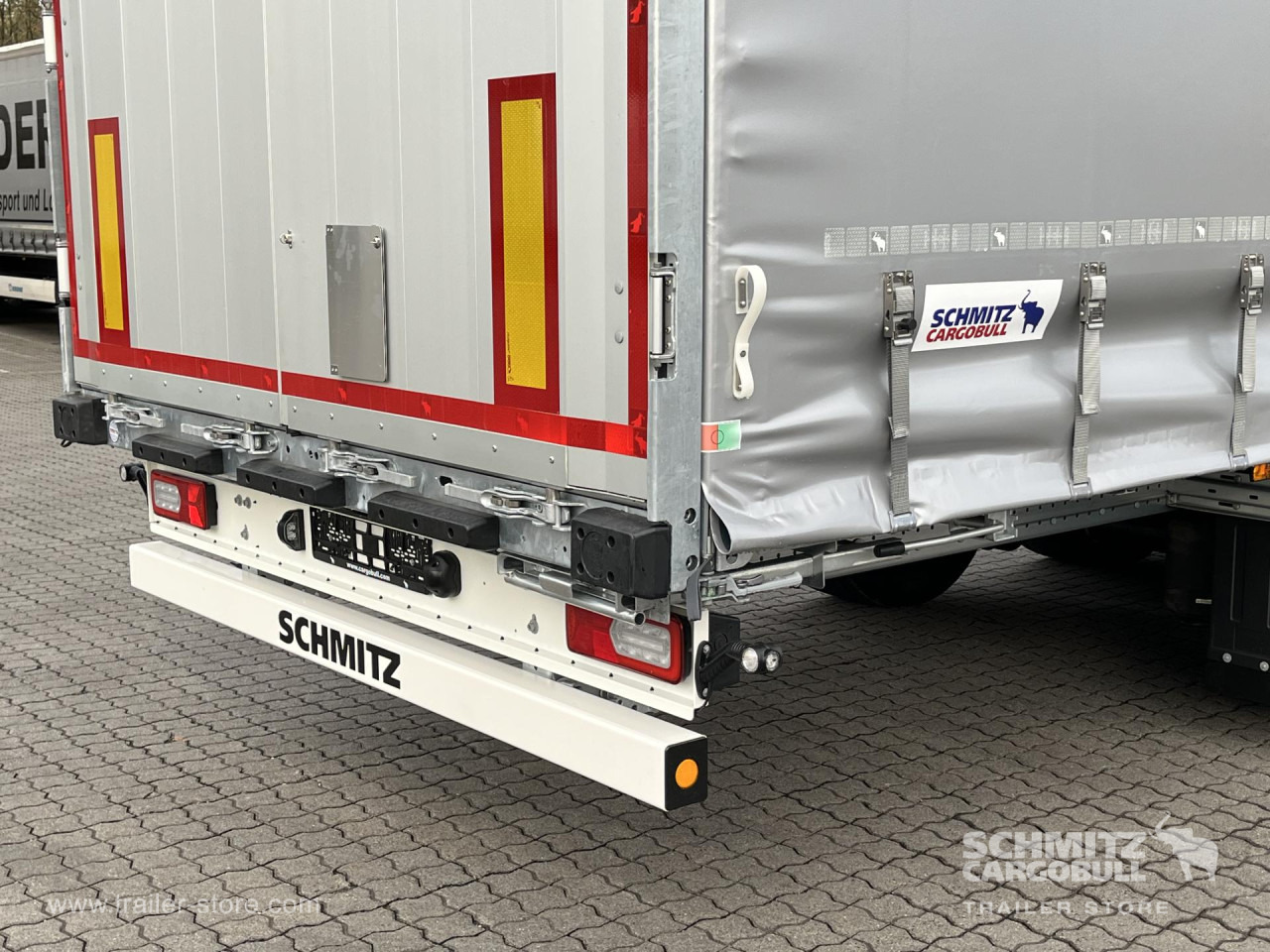 SCHMITZ Auflieger Curtainsider Mega - Pressukapellipuoliperävaunu: kuva SCHMITZ Auflieger Curtainsider Mega - Pressukapellipuoliperävaunu SCHMITZ Auflieger Curtainsider Mega - Pressukapellipuoliperävaunu: kuva SCHMITZ Auflieger Curtainsider Mega - Pressukapellipuoliperävaunu