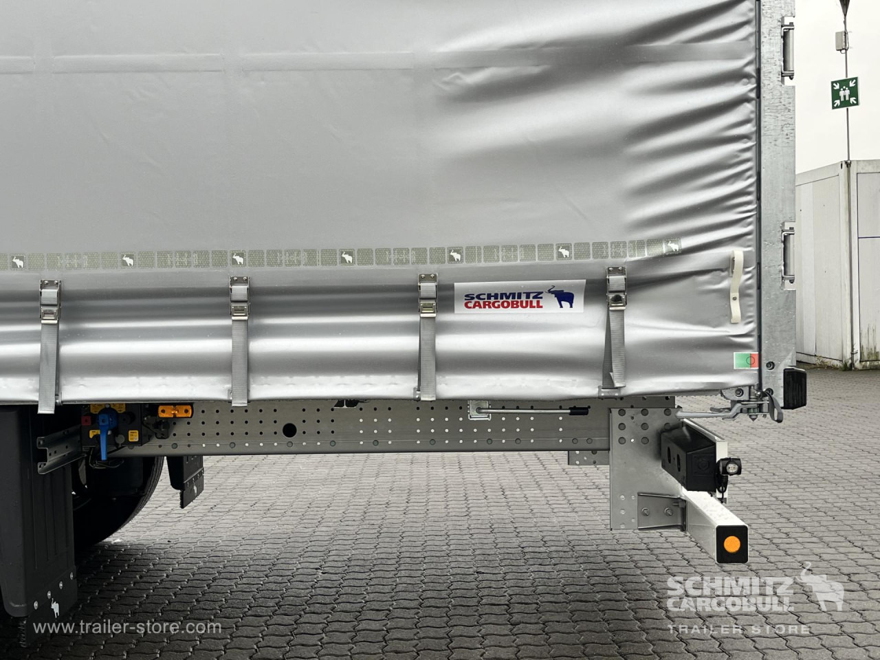 SCHMITZ Auflieger Curtainsider Mega - Pressukapellipuoliperävaunu: kuva SCHMITZ Auflieger Curtainsider Mega - Pressukapellipuoliperävaunu SCHMITZ Auflieger Curtainsider Mega - Pressukapellipuoliperävaunu: kuva SCHMITZ Auflieger Curtainsider Mega - Pressukapellipuoliperävaunu