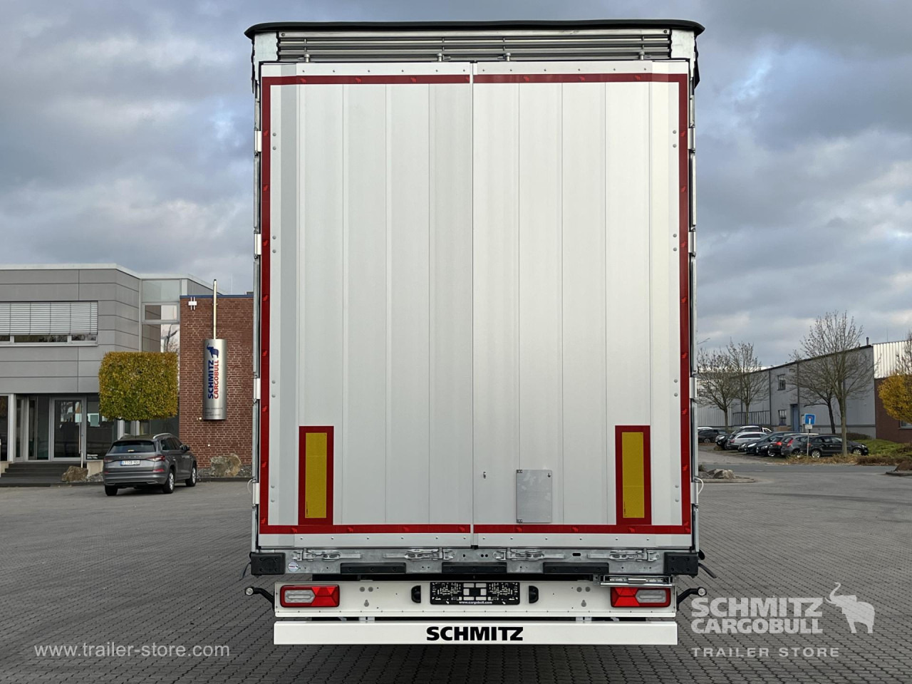 SCHMITZ Auflieger Curtainsider Mega - Pressukapellipuoliperävaunu: kuva SCHMITZ Auflieger Curtainsider Mega - Pressukapellipuoliperävaunu SCHMITZ Auflieger Curtainsider Mega - Pressukapellipuoliperävaunu: kuva SCHMITZ Auflieger Curtainsider Mega - Pressukapellipuoliperävaunu