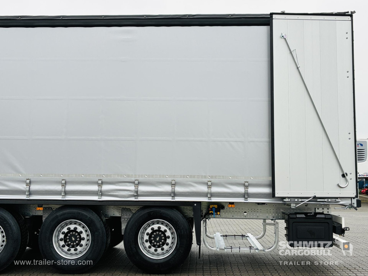 SCHMITZ Auflieger Curtainsider Standard - Pressukapellipuoliperävaunu: kuva SCHMITZ Auflieger Curtainsider Standard - Pressukapellipuoliperävaunu SCHMITZ Auflieger Curtainsider Standard - Pressukapellipuoliperävaunu: kuva SCHMITZ Auflieger Curtainsider Standard - Pressukapellipuoliperävaunu