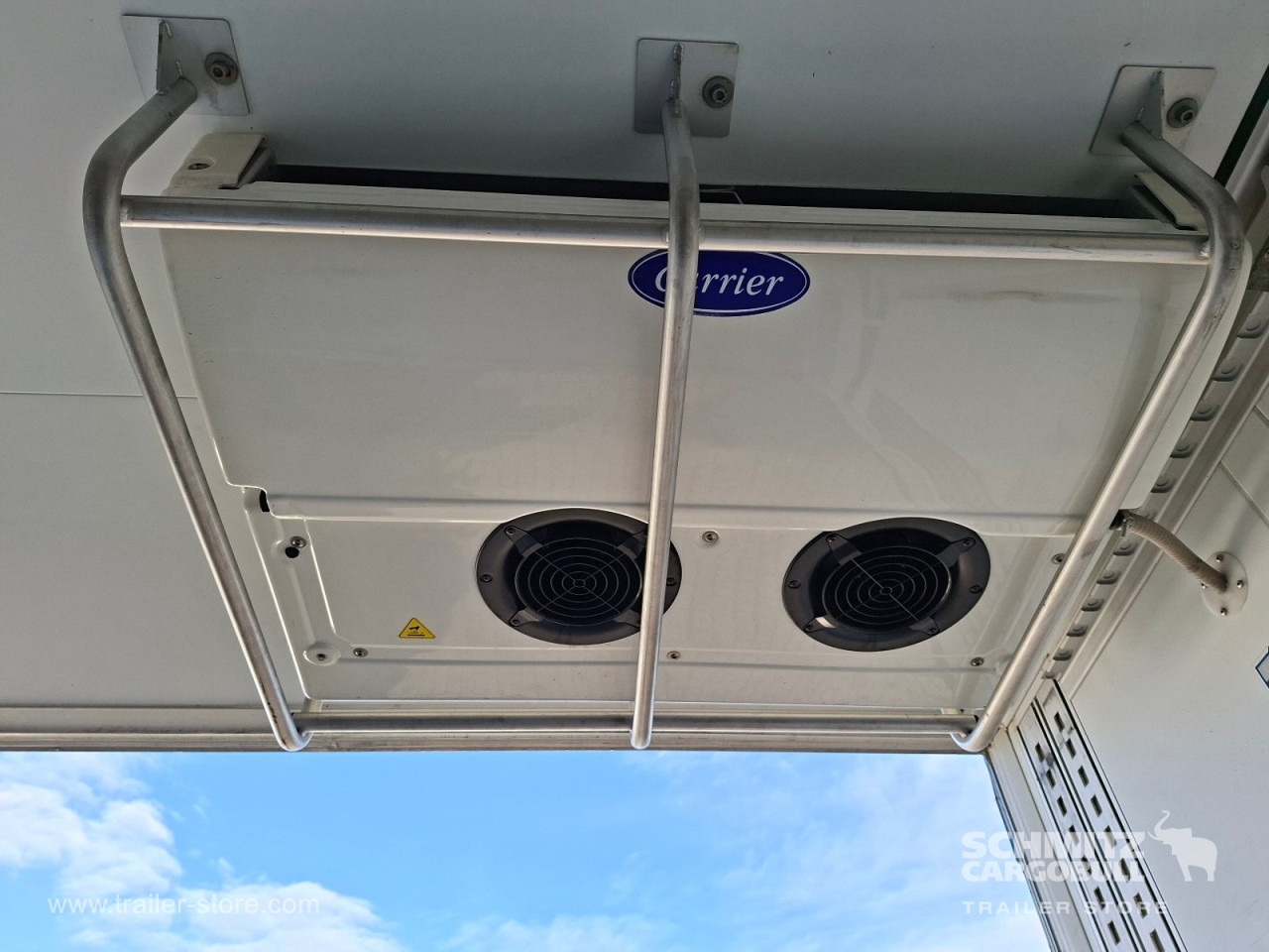 SCHMITZ Auflieger Tiefkühler Multitemp Double deck - Isoterminen puoliperävaunu: kuva SCHMITZ Auflieger Tiefkühler Multitemp Double deck - Isoterminen puoliperävaunu SCHMITZ Auflieger Tiefkühler Multitemp Double deck - Isoterminen puoliperävaunu: kuva SCHMITZ Auflieger Tiefkühler Multitemp Double deck - Isoterminen puoliperävaunu