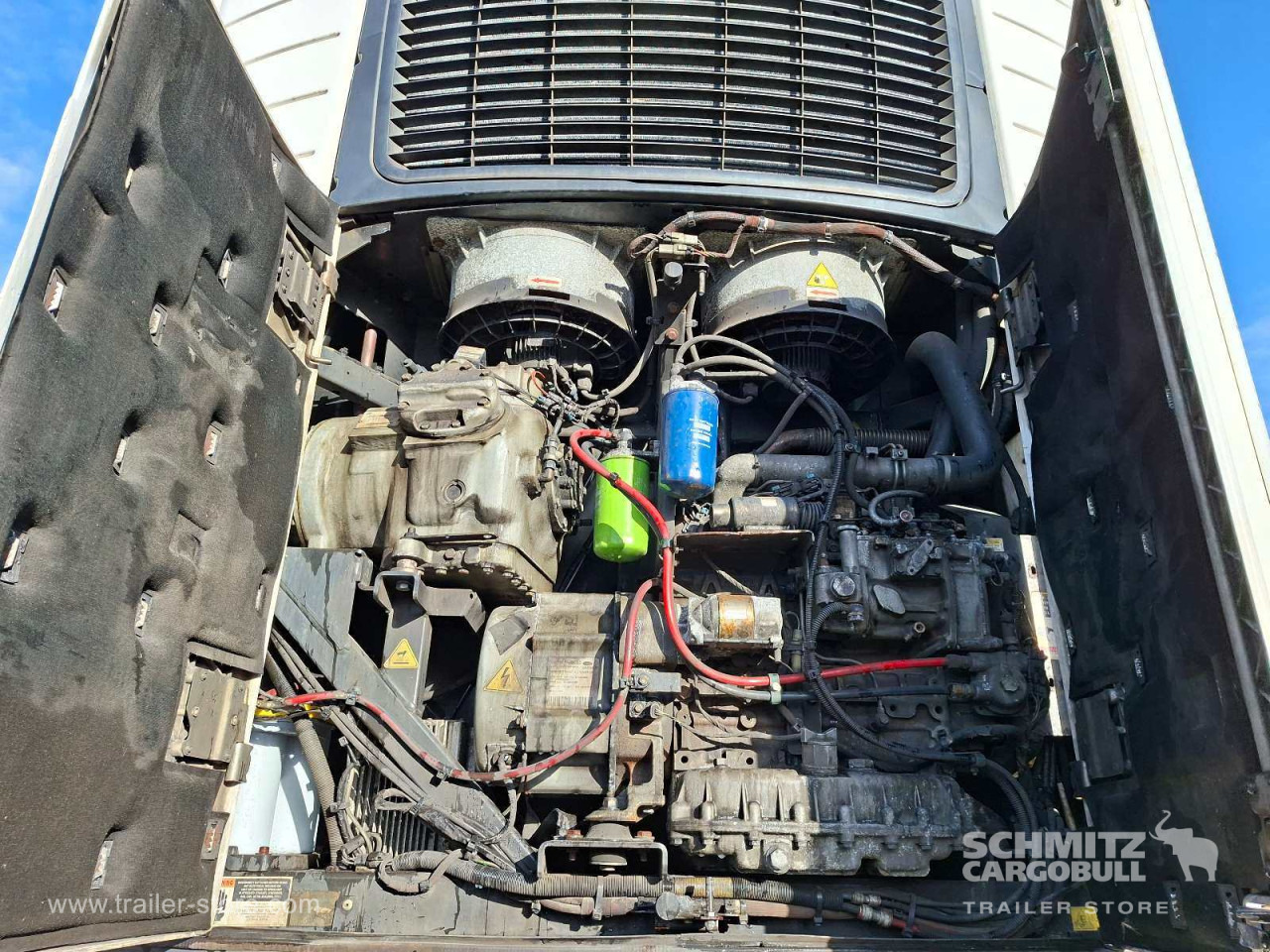 SCHMITZ Auflieger Tiefkühler Multitemp Double deck - Isoterminen puoliperävaunu: kuva SCHMITZ Auflieger Tiefkühler Multitemp Double deck - Isoterminen puoliperävaunu SCHMITZ Auflieger Tiefkühler Multitemp Double deck - Isoterminen puoliperävaunu: kuva SCHMITZ Auflieger Tiefkühler Multitemp Double deck - Isoterminen puoliperävaunu